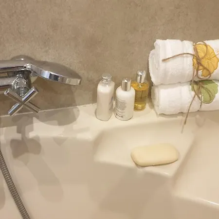 House - Sleeps 5 - Pets Ok - Parking - Garden Casa vacanze Bristol