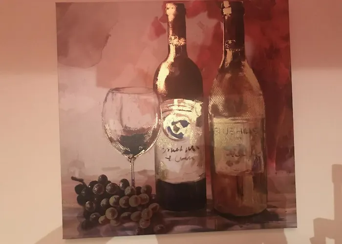 Semesterbostad House - Sleeps 5 - Pets Ok - Parking - Garden *