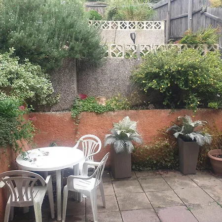 度假居 House - Sleeps 5 - Pets Ok - Parking - Garden