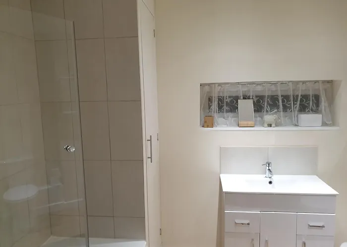 度假居 House - Sleeps 5 - Pets Ok - Parking - Garden